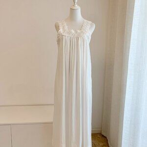 Helsa lace-trimmed square neck loose-fitting long dress